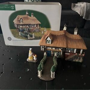 Department 56 Dickens Village- “Aldeburgh Music Box Shop Gift Set”